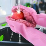 Cleaning gloves